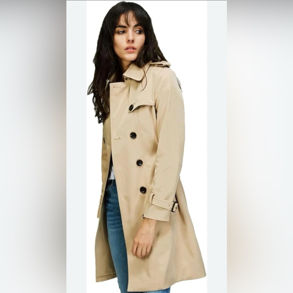 Banana Republic Beige Trench Coat